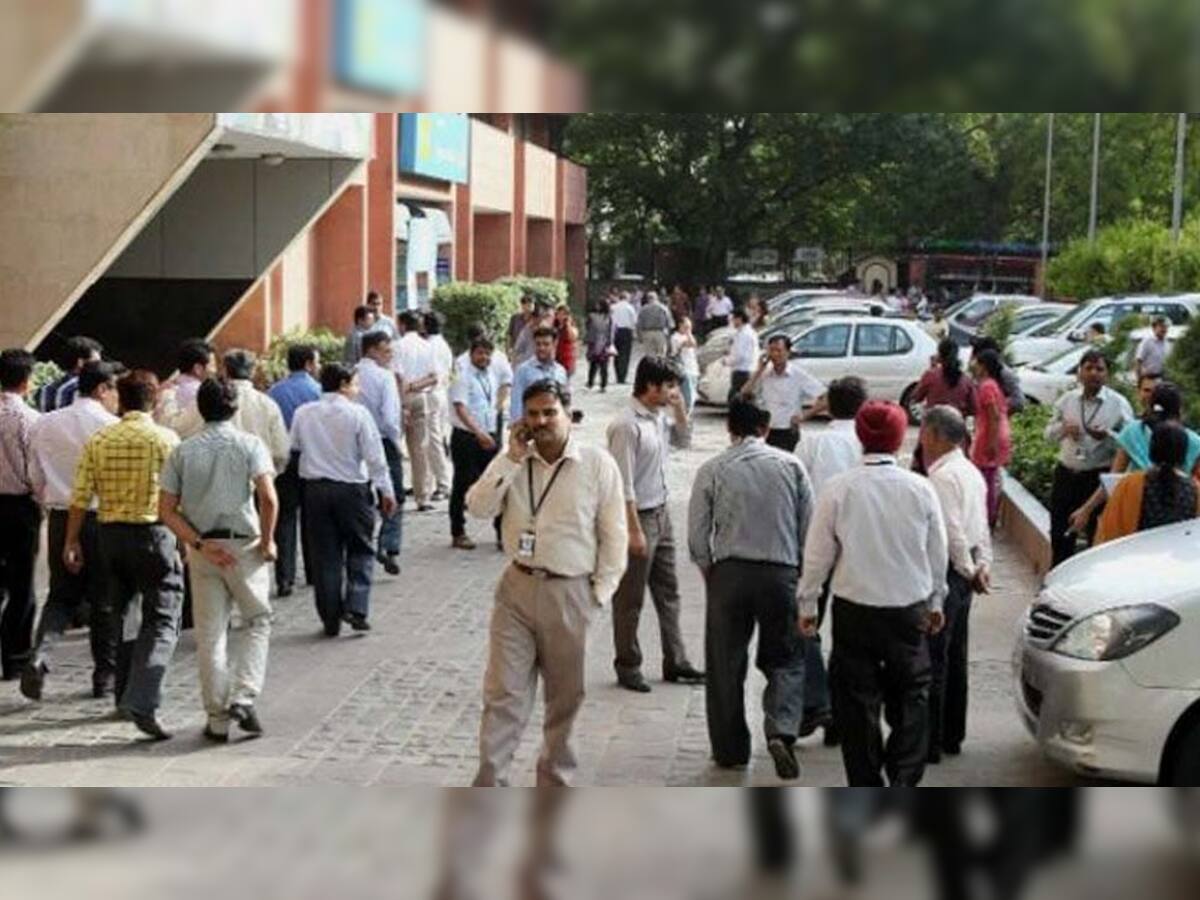 ગુજરાત સરકારનો યુ ટર્ન: આરોગ્યકર્મીઓને પ્રોત્સાહન રકમ સરકારી તિજોરીમાં પાછી જમા કરાવવા ફરમાન