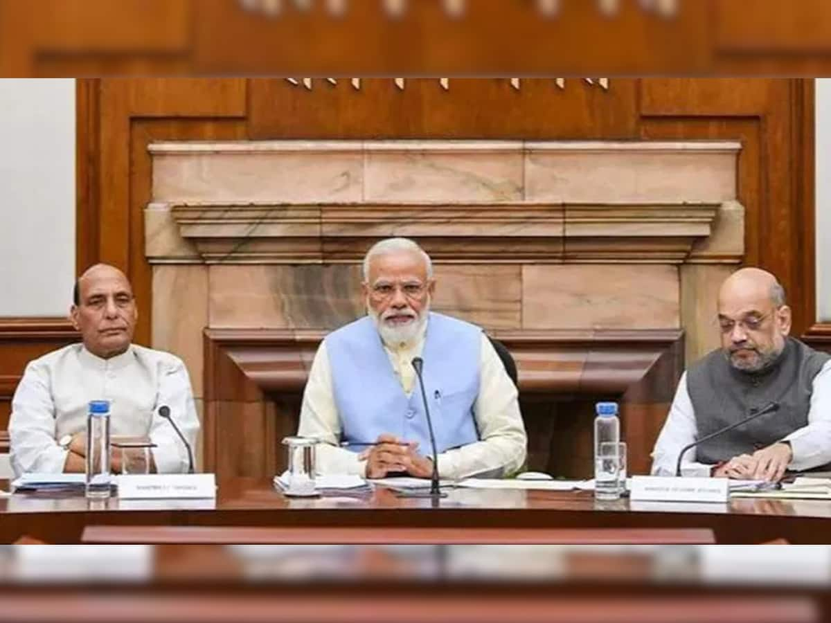 Cabinet Meeting: દેશમાં બે લાખ સહકારી મંડળીઓ બનશે; વાઈબ્રન્ટ વિલેજ યોજનાને પણ લીલીઝંડી