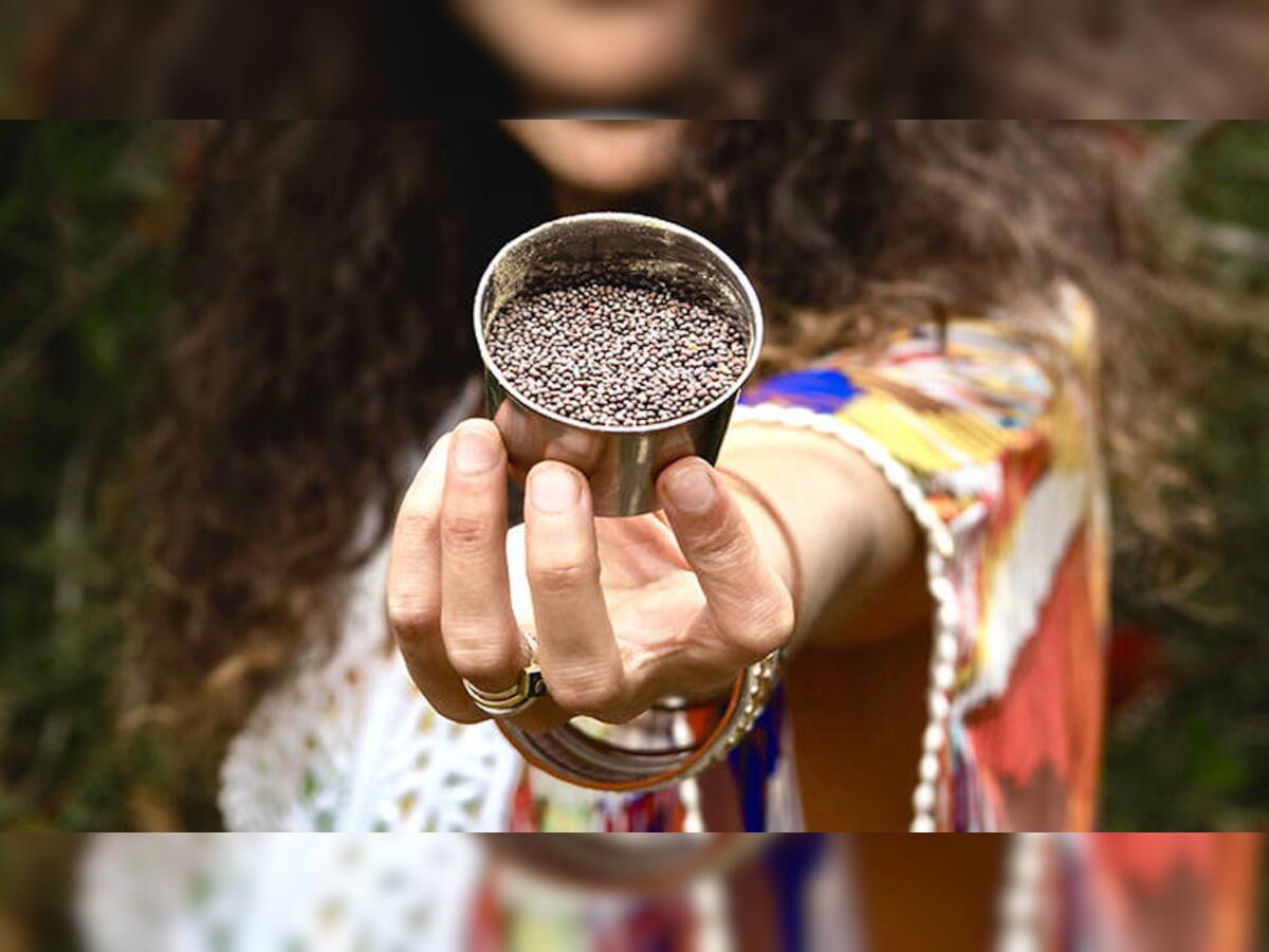 Sarsav Upay: સુતા ભાગ્યને જગાડશે રાઈના દાણાના ઉપાય, અટકેલા કામ પણ થશે ઝડપથી પુરા