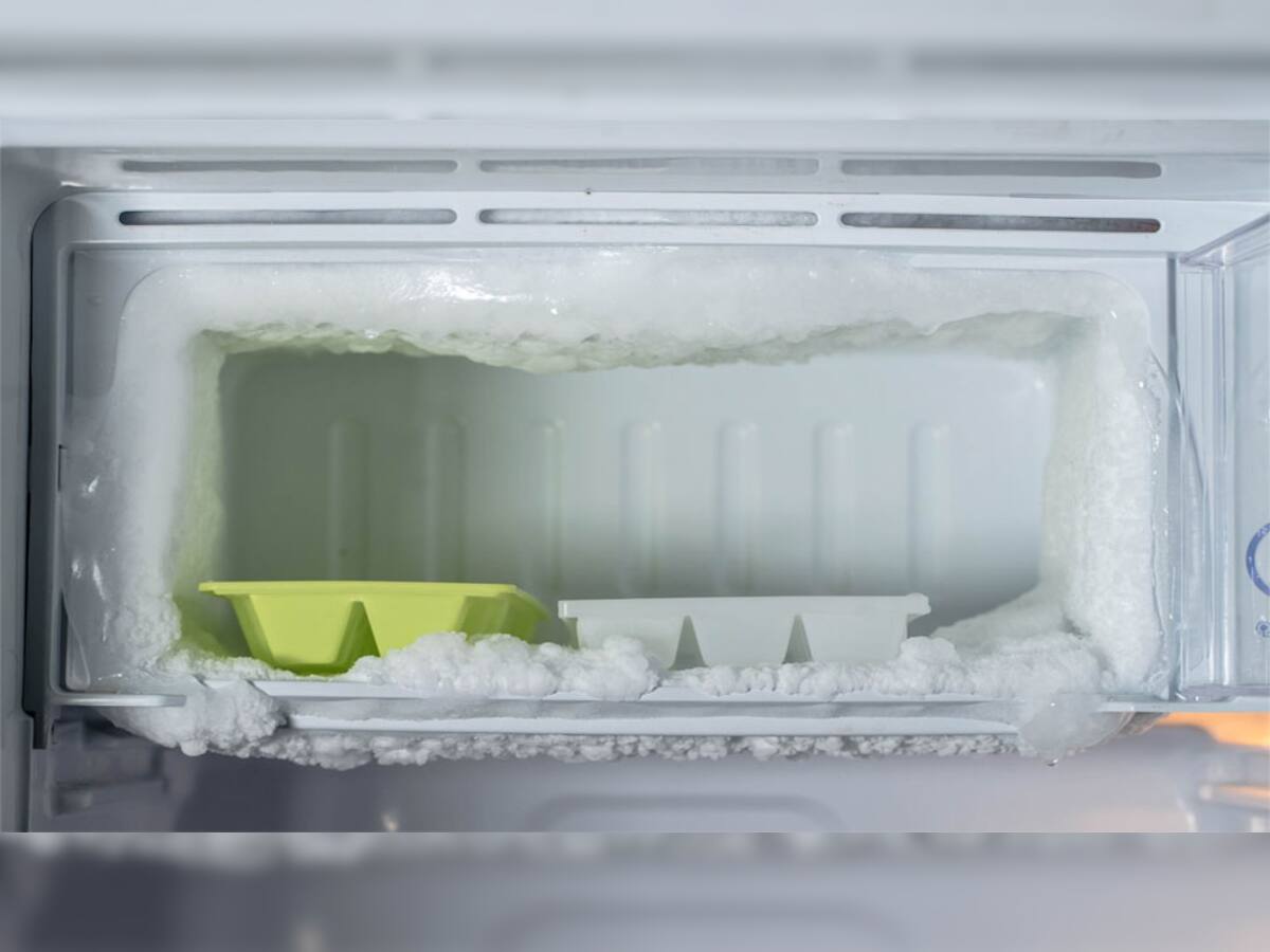તમારા Freezer માં પણ આ રીતે જામી જાય છે બરફ? તો ટીપ્સ તમારા માટે છે કામની, ફ્રિજને વારંવાર ડિફ્રોસ્ટ કરવાની નહીં પડે જરૂર