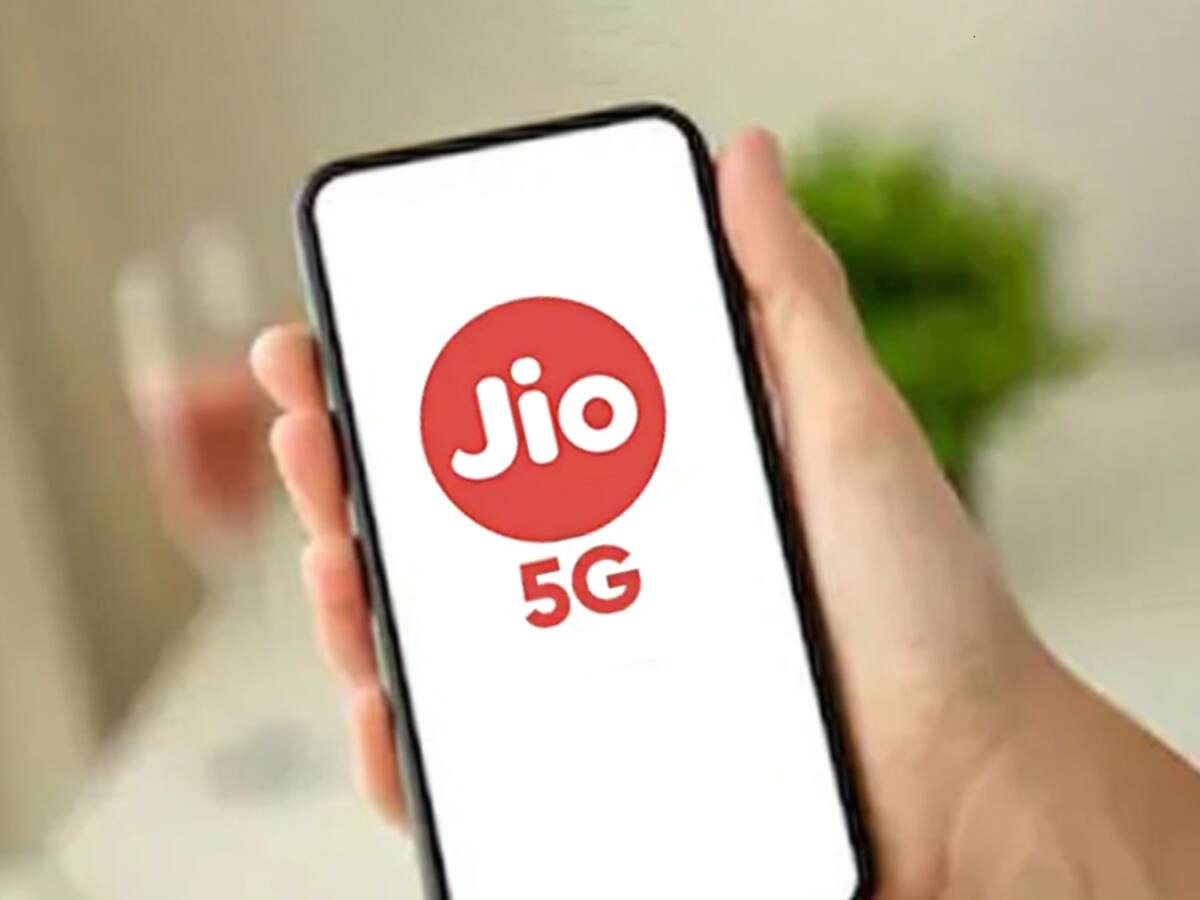 Jio લાવી રહ્યો છે વિશ્વનો સૌથી સસ્તો 5G સ્માર્ટફોન!  જાણો કિંમત અને સ્પેસિફિકેશન્સ