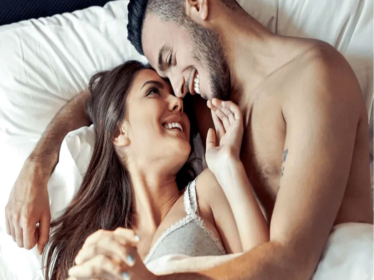 સારી સેક્સ લાઈફ માટે પુરૂષોએ ખાવી જોઈએ આ 7 વસ્તુઓ, જીવનમાં આવશે ખુશી