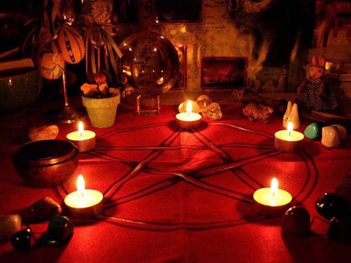 Vastu Tips For Black Magic: જો તમારા ઘરમાં પણ મેલીવિદ્યા થઈ હોય તો આ રીતે ઓળખો, આ છે સંકેતો