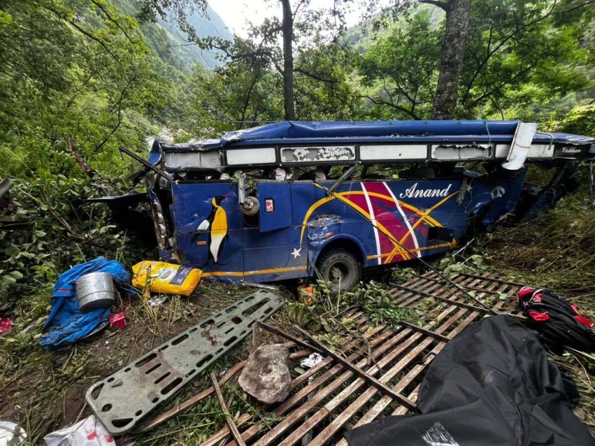 Uttarakhand Bus Accident : ઉત્તરાખંડમાં ગુજરાતીઓને નડ્યો મોટો અકસ્માત: બસ ખીણમાં પડતાં 7 યાત્રાળુઓના મોત, 27 ઘાયલ
