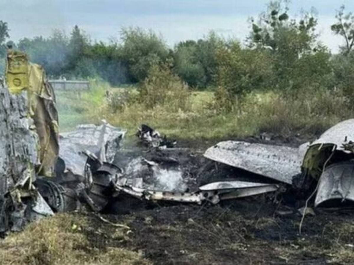 Ukraine War: કીવની પાસે હવામાં ટકરાયા બે લડાકૂ વિમાન, યૂક્રેનના ત્રણ સૈન્ય પાયલોટોના મોત