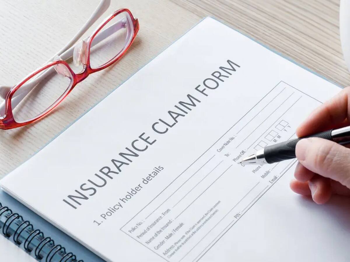 Health Insurance Claim: આ 5 કારણોથી રિજેક્ટ થઇ શકે છે તમારો હેલ્થ ઇંશ્યોરેન્સનો ક્લેમ, તમને ખબર છે? 