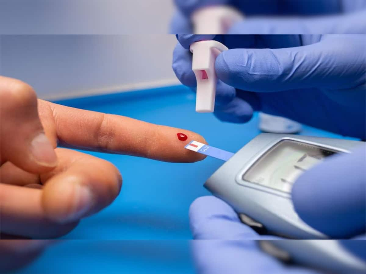 Diabetes: જમ્યા પછી તુરંત વધી જાય છે બ્લડ શુગર ? તો જમ્યાની 30 મિનિટ પહેલા કરી લેવું આ કામ