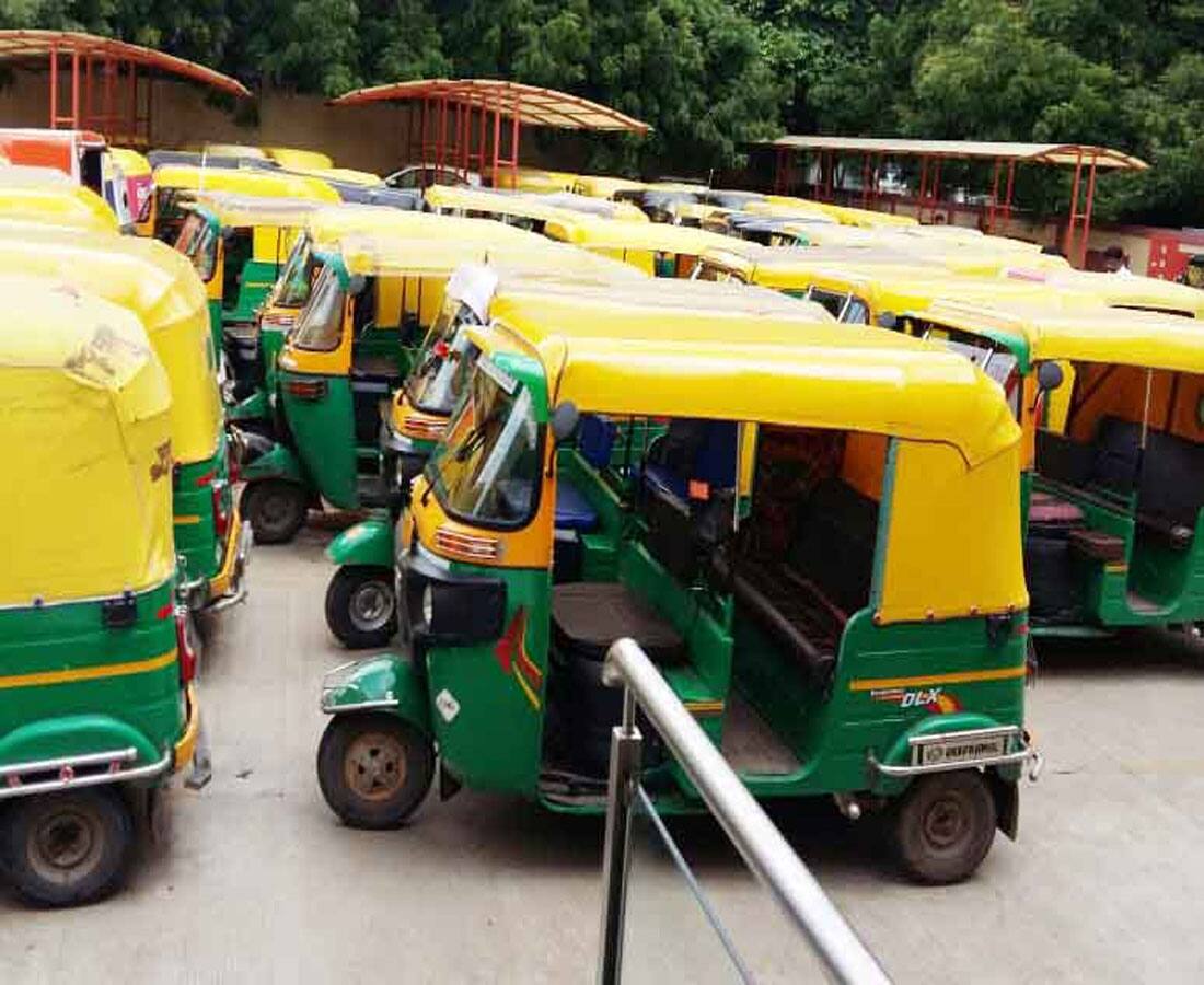 rickshaw drivers on three days strike from today in ahmedabad city