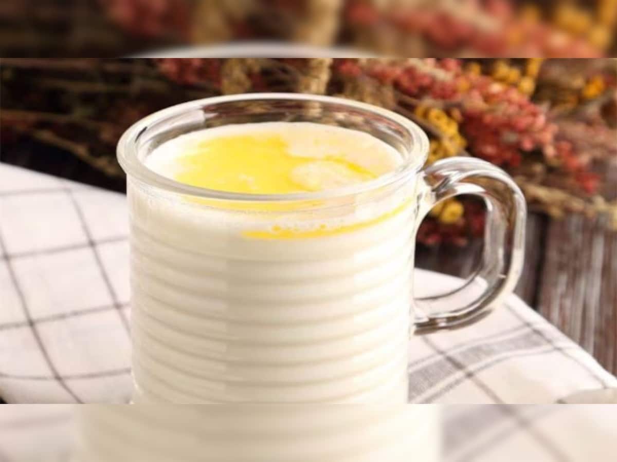 Milk Ghee Benefits: દૂધમાં એક ચમચી ઘી ઉમેરી 15 દિવસ રોજ પીવું, શરીરની વધેલી ચરબી થઈ જશે ગાયબ