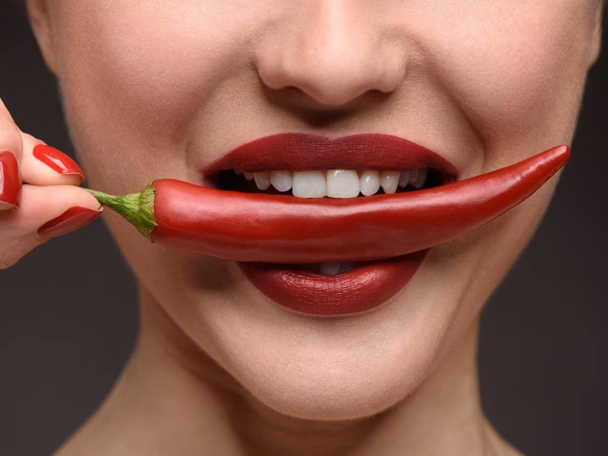 Benefits Of Red Chilli: સાંધાના દુખાવા અને હાર્ટ માટે ફાયદાકારક છે લાલ મરચાં, જાણો શાનદાર લાભ! 