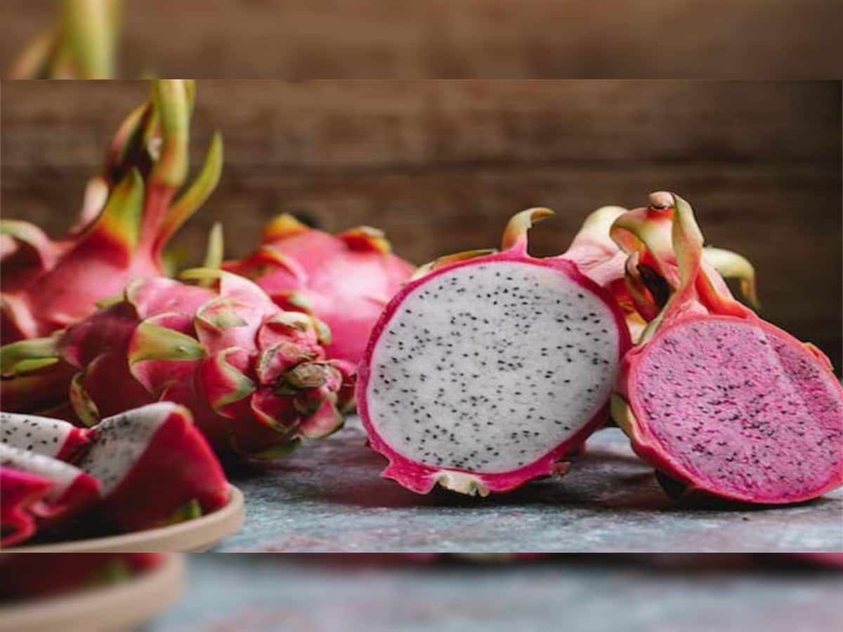 Dragon Fruit: આ ફળ ખાવાથી બીમારીઓ રહેશે તમારાથી સો ફૂટ દુર, જાણો સ્વાસ્થ્યને થતા લાભ વિશે