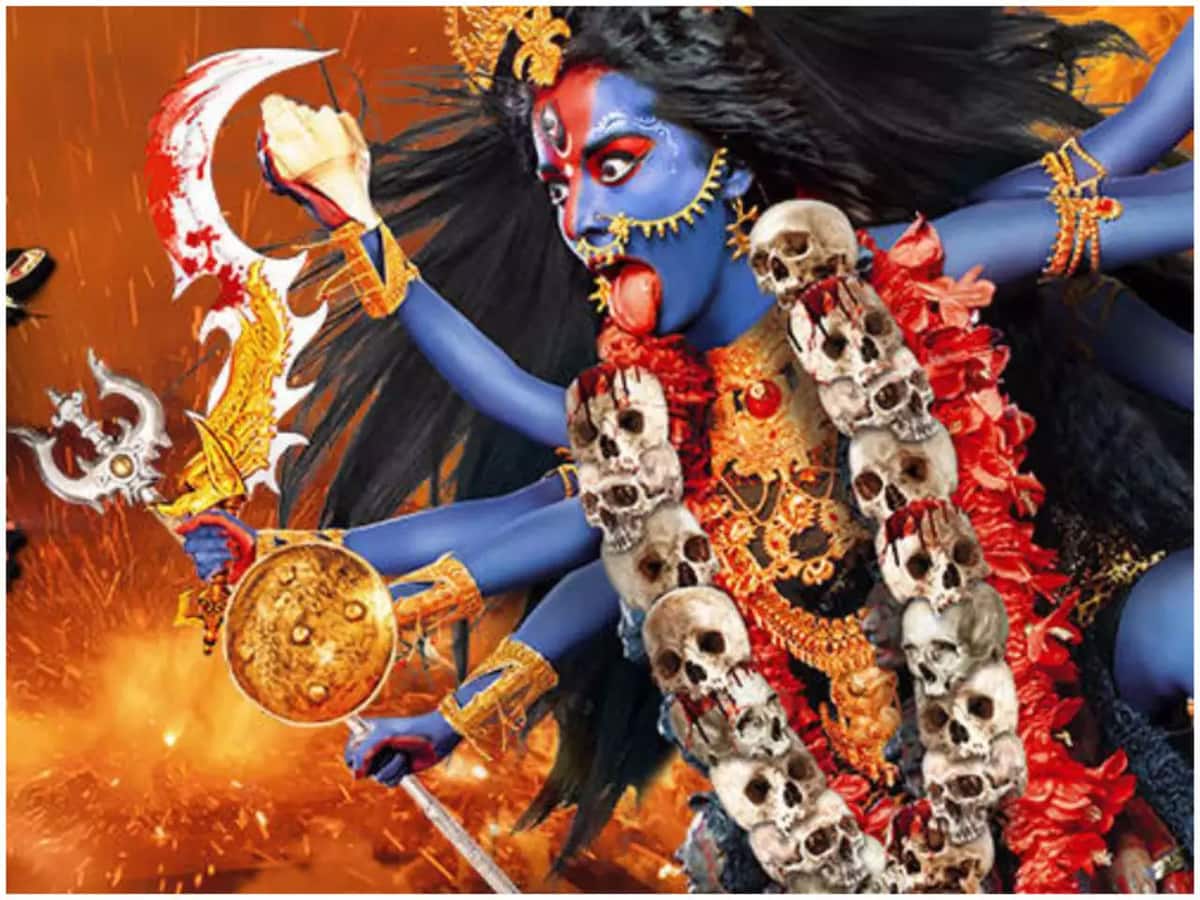 Kali Chaudas: મહાકાળી, હનુમાનજી અને ભૈરવ કરશે રક્ષણ, કાળી ચૌદશના દિવસે ચોક્કસપણે કરો આ મંત્ર જાપ