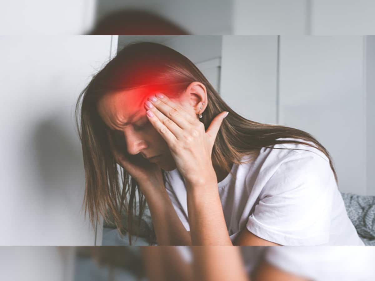 Migraine: માઈગ્રેનના દુખાવાથી દવા વિના મેળવવી હોય મુક્તિ તો કરો આ 4 ઉપાય