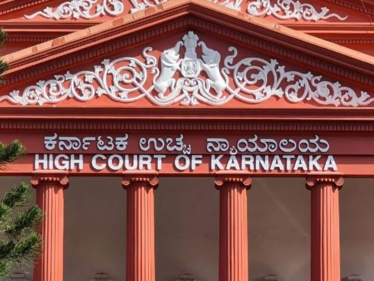 Karnataka High Court: સગીર સાથે બળાત્કારનો કેસ, સુનાવણી દરમિયાન પ્રેમ થયો, હાઈકોર્ટે કહ્યું- એક મહિનામાં લગ્ન કરી લો