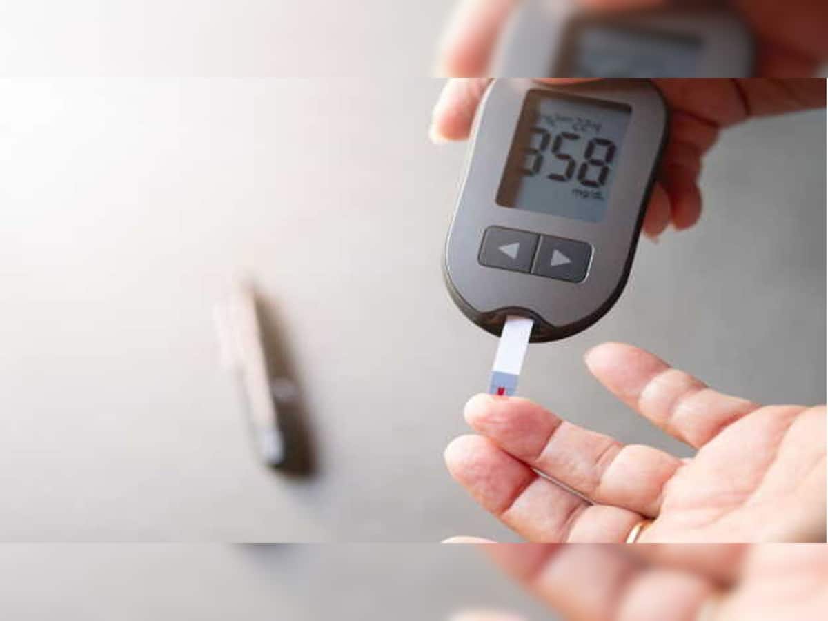 Diabetes: અચાનક વધેલા બ્લડ સુગર લેવલને કંટ્રોલ કરવા ટ્રાય કરો આ 4 ઉપાય, નહીં દોડવું પડે હોસ્પિટલ સુધી