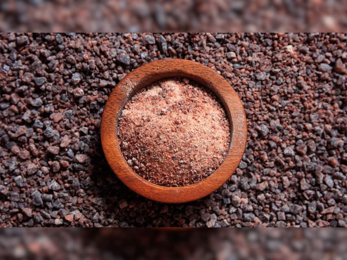 Black Salt Benefits: ચપટી સંચળ શરીરની આ સમસ્યાઓની કરી દેશે છુટ્ટી, જાણો દવા તરીકે કેવી રીતે કરવો ઉપયોગ