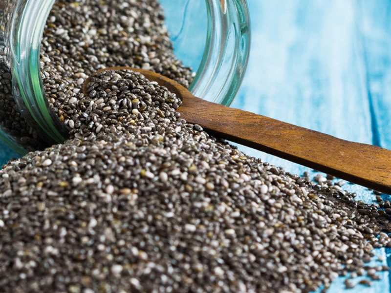 Chia Seed Benefits ખાલી પેટ આ બીજ ખાવાથી ચહેરો ચમકે, વજન ઘટે, બીમારીઓ