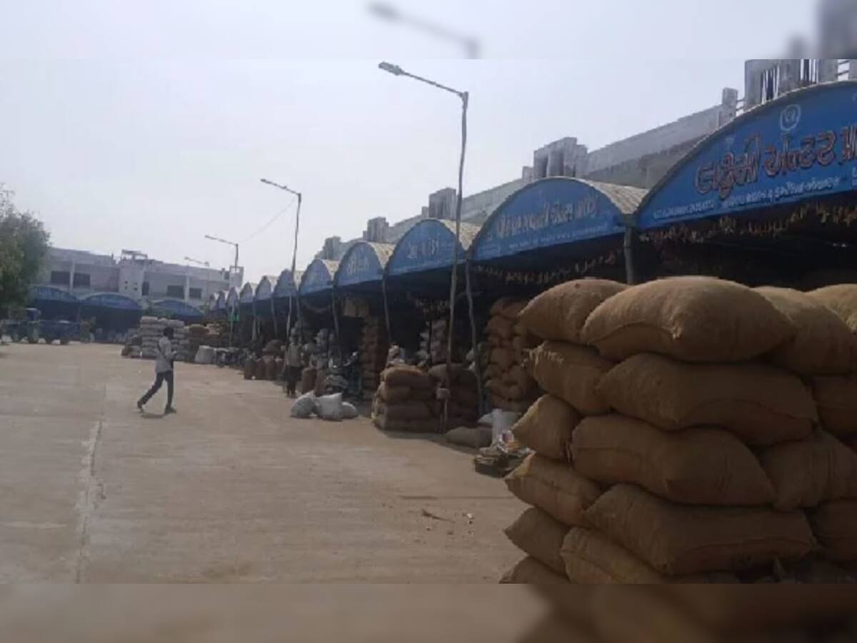 ગુજરાતમાં અહીં અચોક્કસ મુદત માટે ધંધા-રોજગાર બંધ, આ કારણે વેપારીઓમાં ફાટી નીકળ્યો આક્રોશ