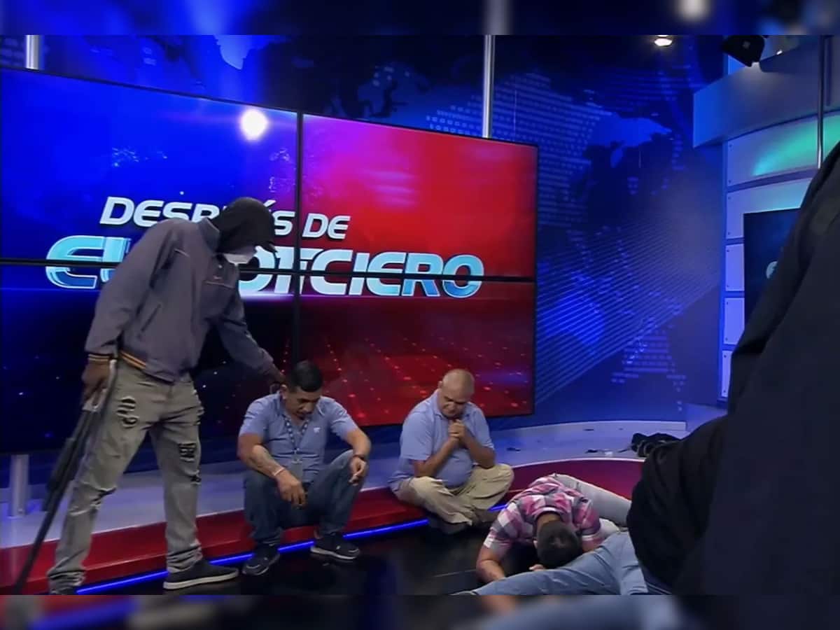 Gunmen storm Ecuador TV studio: ઈક્વાડોરમાં ટીવી સ્ટુડિયોમાં ઘૂસ્યા બંદૂકધારીઓ, લાઈવ શોમાં કર્યું યુદ્ધનું એલાન!
