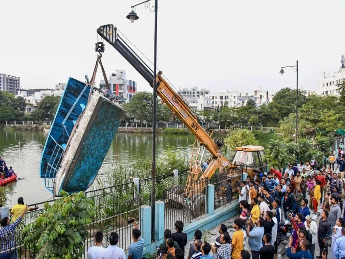 ફૂડ બનાવનારે "ફૂલ" બનાવ્યા : એક બે નહીં 30 વર્ષનો આપી દીધો કોન્ટ્રાક્ટ, નિયમોનો ઉલાળિયો કર્યો