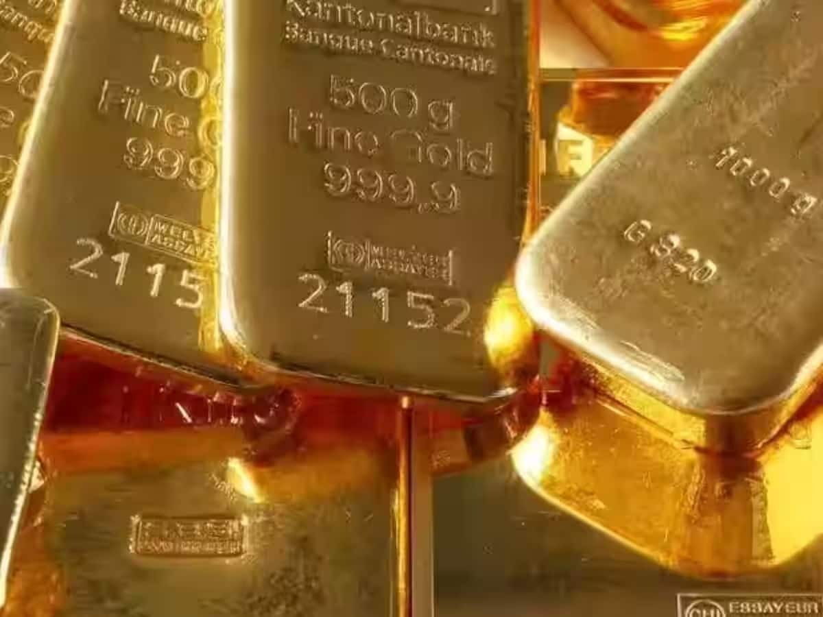 Gold Price Review: સોની બજારમાં સોનું 1415 અને ચાંદી 5845 રૂપિયા થઈ સસ્તી, જાણો લેટેસ્ટ રેટ