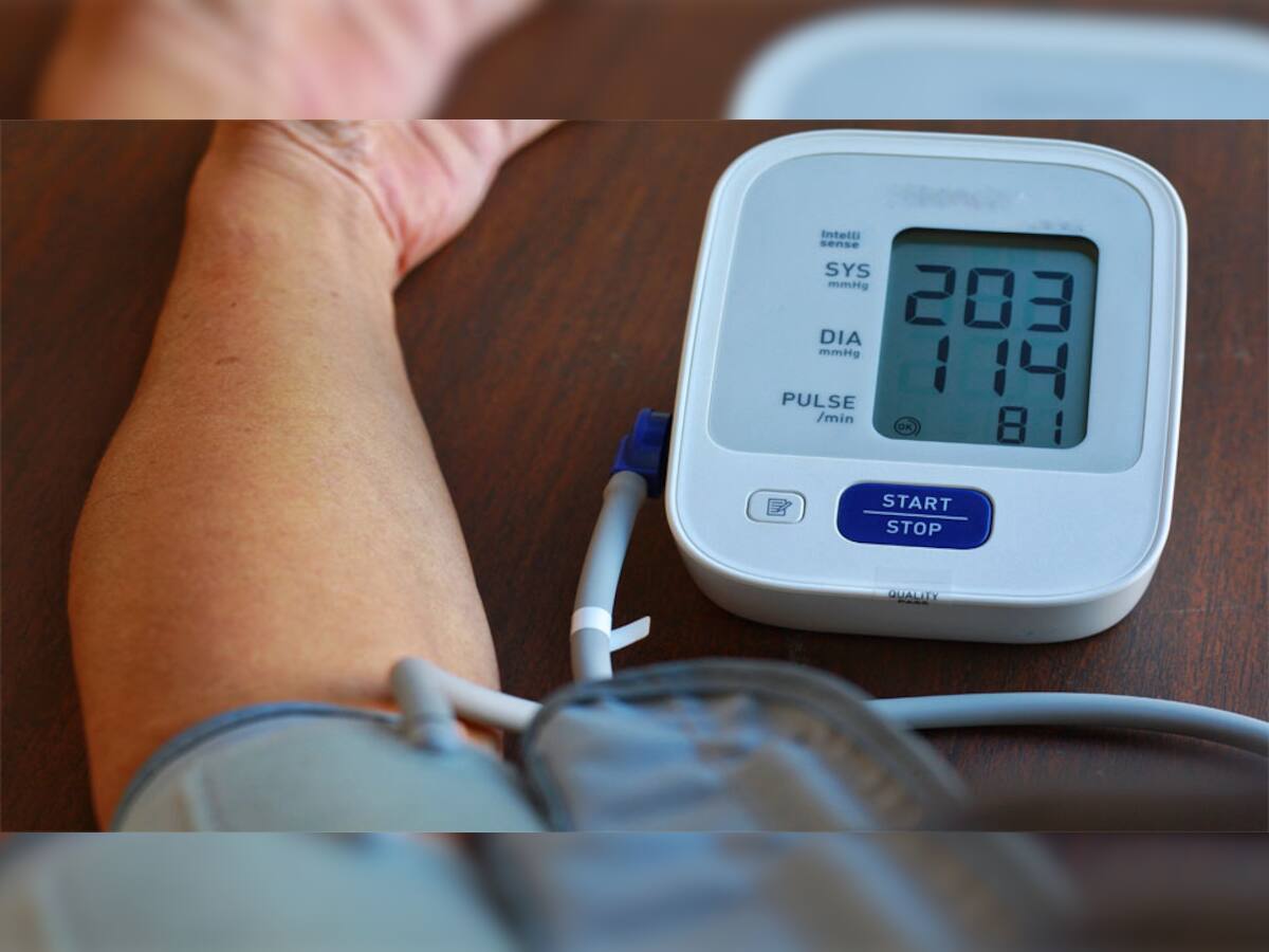 High Blood Pressure: દવાની પણ નહીં પડે જરૂર... જાણી લો હાઈ બ્લડ પ્રેશરને કંટ્રોલ કરવાનો સરળ ઉપાય