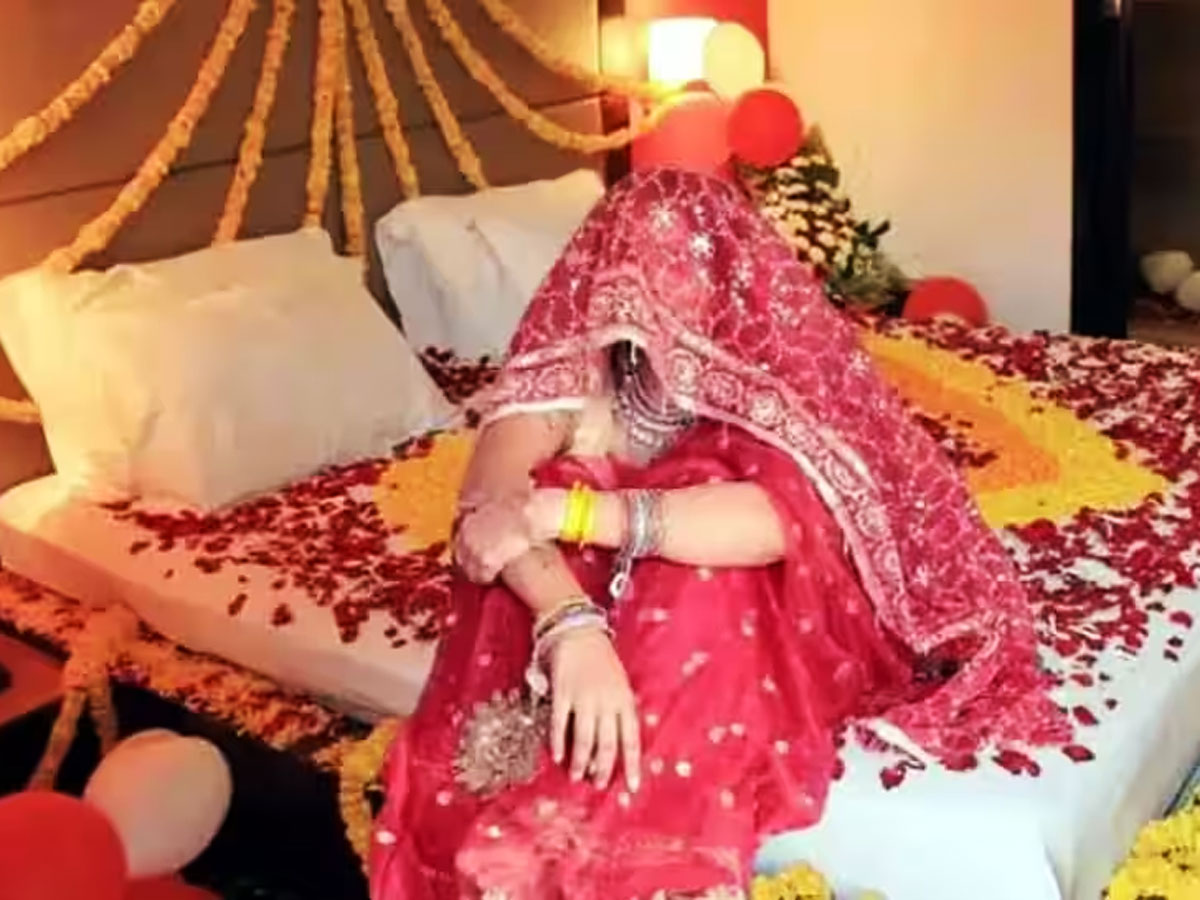 સુહાગરાતે સાસરિયાંએ વહુને કહ્યું- દિકરાને થોડી તકલીફ છે, તું જીજાજી જોડે સૂઈ જા! નમાલો નીકળ્યો પતિ