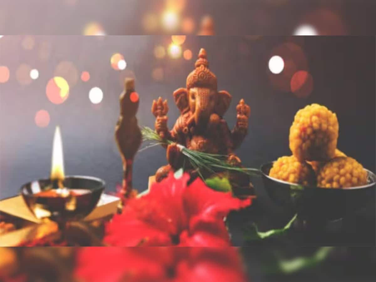 Sankashti Chaturthi 2024: આજે બુધવાર અને સંકટ ચોથનો સંયોગ, આ 4 કામ કરીને કરો દિવસની શરુઆત, ગણેશજી થશે પ્રસન્ન