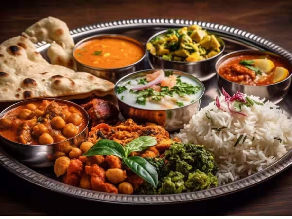 Veg Thali Price: મોંઘી થઈ શાકાહારી થાળી, નોનવેજના ભાવમાં ઘટાડો, જાણો ભોજનની થાળીનો નવો રેટ