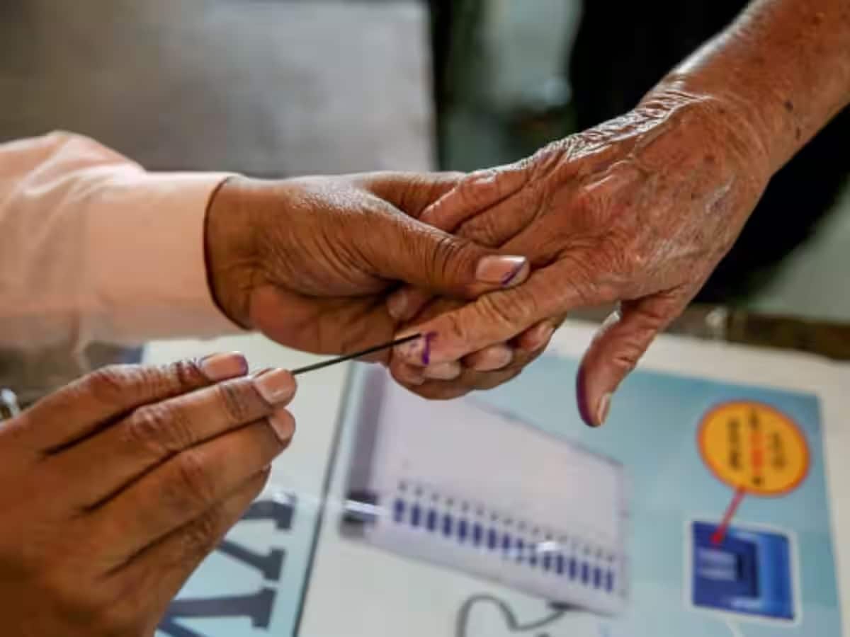 Lok Sabha Election 2024: ગુજરાતની 26 સહિત કુલ 94 સીટ માટે શુક્રવારથી શરૂ થશે નોમિનેશન, ઉમેદવારોનું ભાગ્ય હશે દાવ પર
