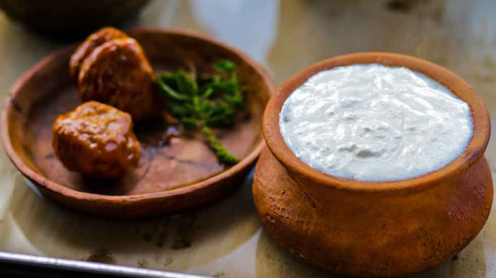 Diabetes: ડાયાબિટીસના દર્દી માટે ગોળ સહિત આ વસ્તુઓ છે ઝેર સમાન, ખાવાથી વધી જાય છે જોખમ