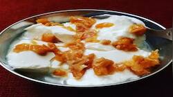 Jaggery with Curd: ગોળ-દહીં ખાવાથી દવા વિના દુર થાય છે આ બીમારીઓ, જાણો ગજબના ફાયદા