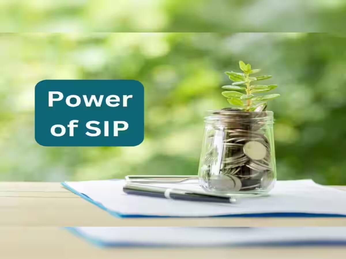 SIP ની 'Triple 5' ફોર્મ્યુલા- 5 વર્ષ, 5% અને ₹5 કરોડ, 55 વર્ષે નિવૃત્ત અને ₹4.25 Crore માત્ર વ્યાજથી કમાણી, જુઓ ગણતરી