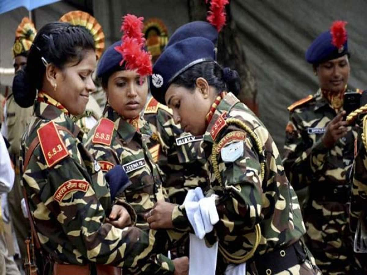 SSB Recruitment 2024: એસએસબીમાં નોકરીની શાનદાર તક! પસંદગી થશે તો તમને 215000 રૂપિયા પગાર મળશે 