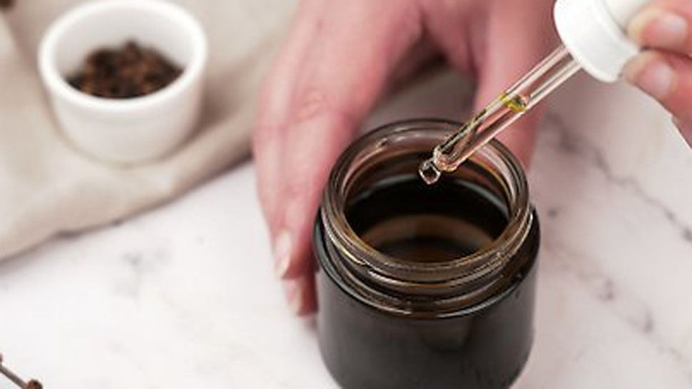 Long Hair: લવિંગ અને બદામનો આ રીતે વાળમાં કરો ઉપયોગ, ઝડપથી વધશે વાળની લંબાઈ