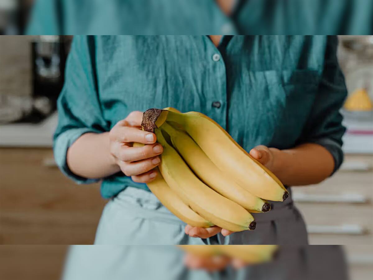 Banana: એક દિવસમાં કેટલા કેળા ખાઈ શકાય ? જાણો કોના માટે કેળા ખાવા હાનિકારક