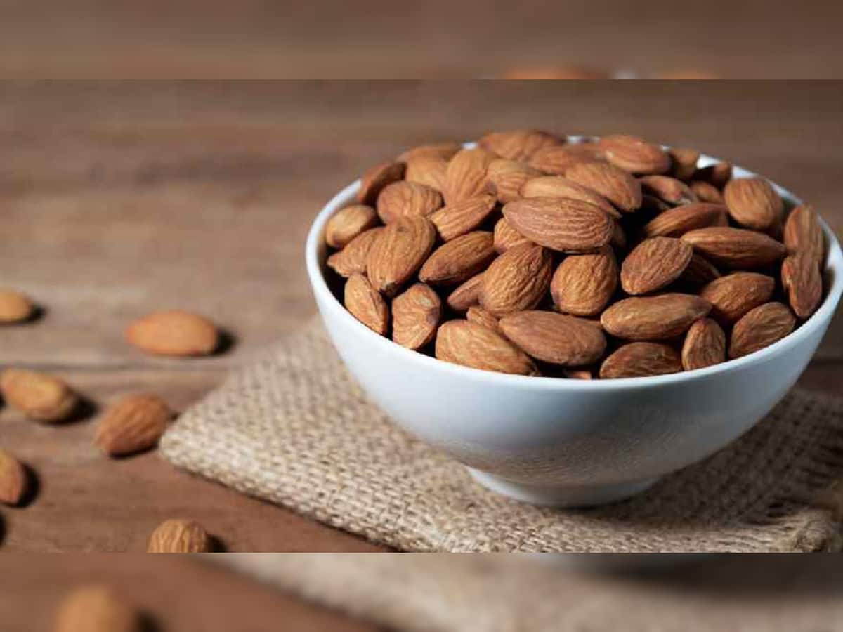 Almond Side Effects: બદામને પલાળ્યા વિના ખાવાથી થઈ શકે છે આ 4 મોટા નુકસાન