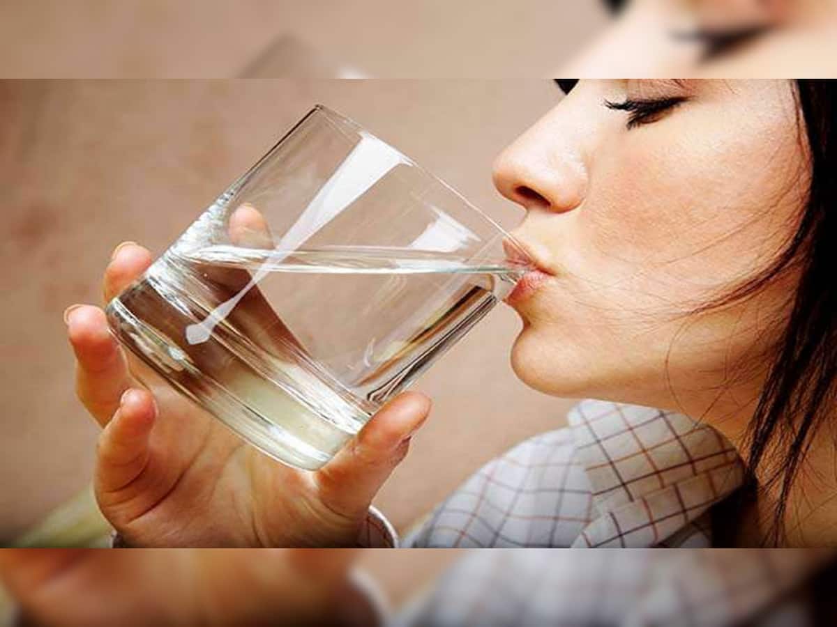 Boiled Water: શા માટે ચોમાસામાં ઉકાળેલું પાણી પીવાની સલાહ અપાય છે તે ખબર છે? નથી જાણતા તો જાણી લો કારણ