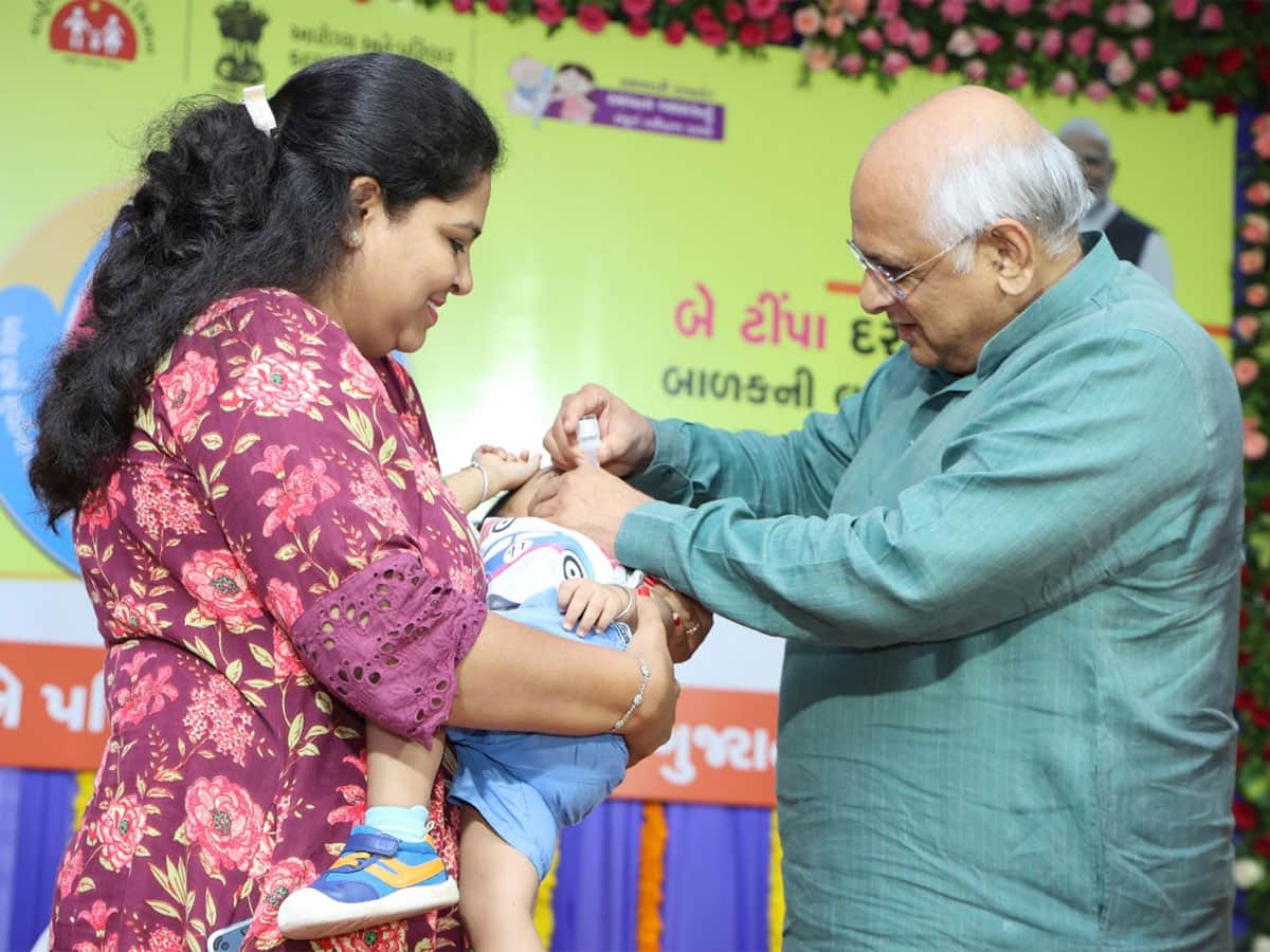 ગુજરાતના લાખો બાળકોને આપવામાં આવશે પોલિયોની રસી, હજારો બુથ પર લાખો આરોગ્યકર્મીઓ કામે લાગશે