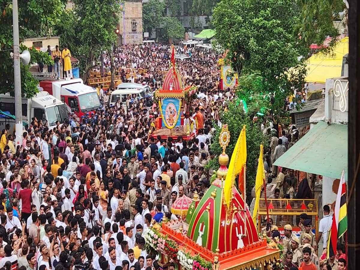 Ahmedabad Rath Yatra 2024 Live : અમદાવાદના રસ્તા જગન્નાથમય બન્યા, ભક્તોમાં અનેરો ઉત્સાહ