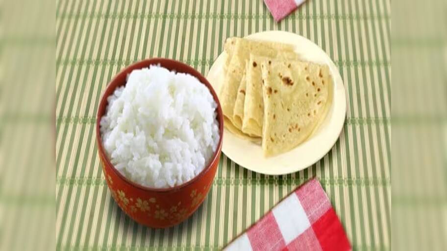 રોટલી Vs ભાત, ડિનરમાં શું ખાવું સ્વાસ્થ્ય માટે ફાયદાકારક, જાણો શું કહે છે એક્સપર્ટ