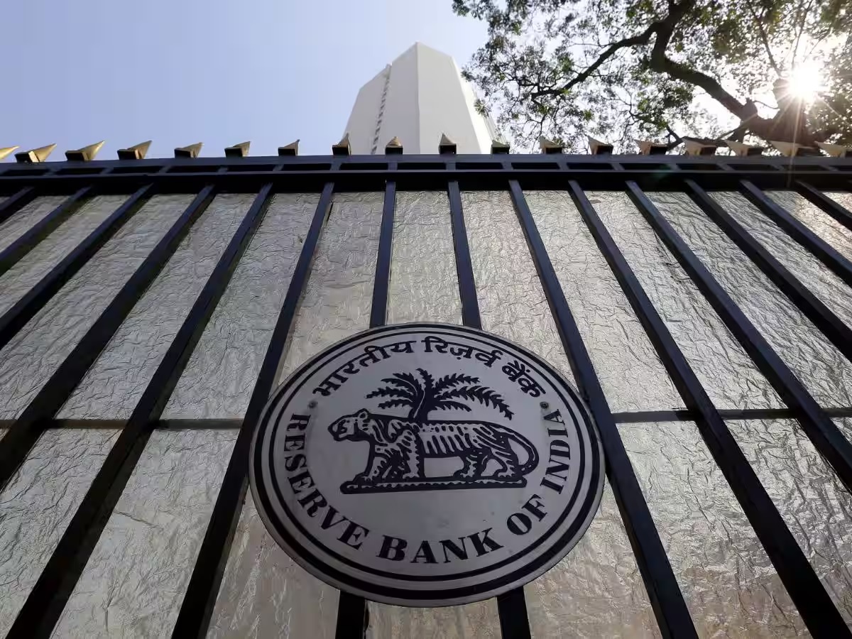 Monetary Policy: શું વ્યાજદરમાં થશે ઘટાડો? ગુરૂવારે મોટી જાહેરાત કરી શકે છે રિઝર્વ બેન્ક Monetary Policy: શું વ્યાજદરમાં થશે ઘટાડો? ગુરૂવારે મોટી જાહેરાત કરી શકે છે રિઝર્વ બેન્ક