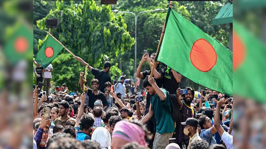 Bangladesh Crisis: બાંગ્લાદેશની બબાલે ભારત માટે ઊભી કરી મોટી વેપારી મુસીબત, જાણો કેટલી થઈ શકે અસર
