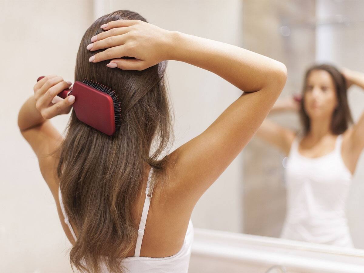 Hair Care Tips: રાત્રે સૂતા પહેલા કરી લો બસ આટલું સરળ કામ, સવારથી જ વાળ તૂટવાનું ઓછું થઈ જશે 