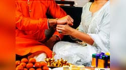 Raksha Bandhan 2024: બહેનના ભવિષ્યની ચિંતા કરતા ભાઈઓ રક્ષાબંધન પર આપે છે આ ગિફ્ટ!