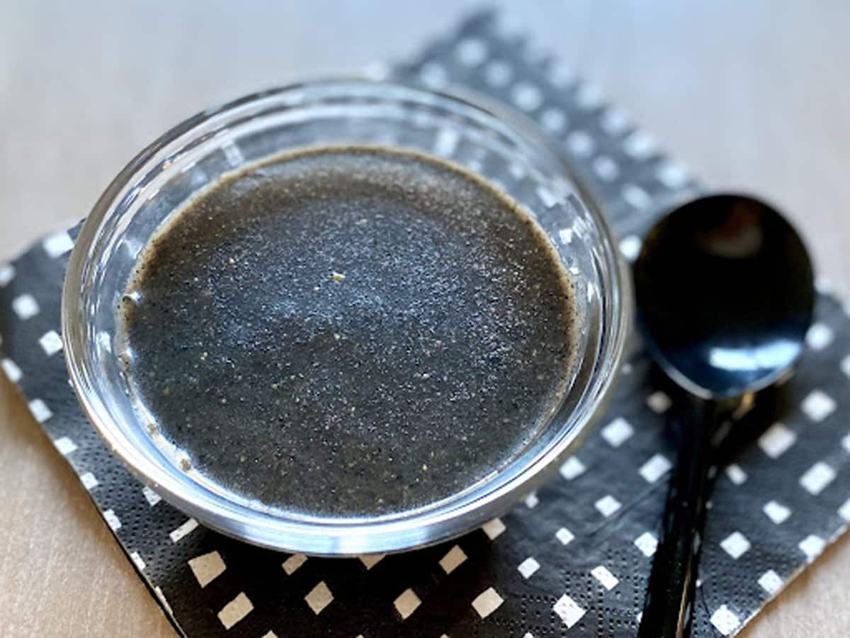 Black Sesame: કાળા તલનું પાણી વાળ માટે વરદાન, આ ફાયદા જાણી ઉપયોગ કરવા લાગશો તમે પણ