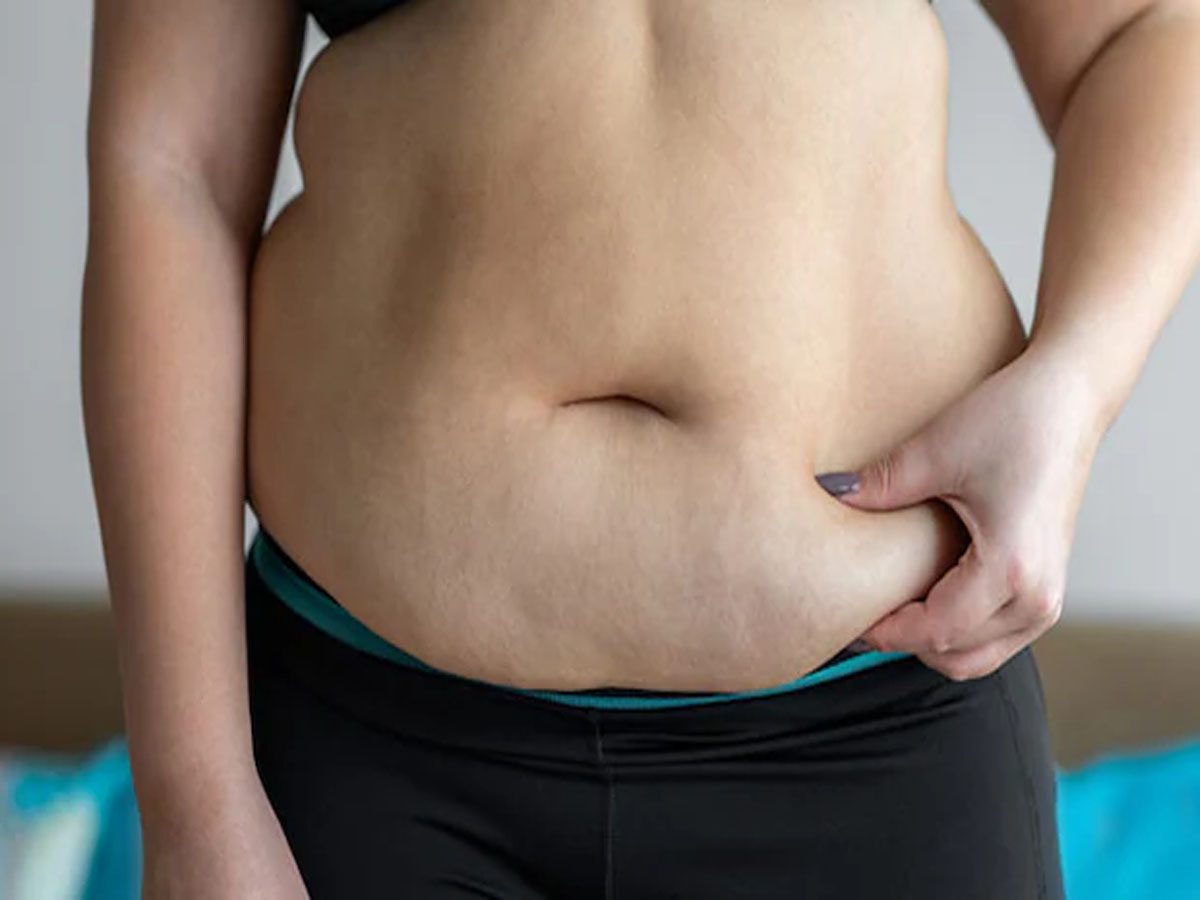 Weight Loss: આ 3 માંથી કોઈ 1 રીતે હિંગનો કરો ઉપયોગ, બરફની જેમ ઓગળવા લાગશે પેટની ચરબી Weight Loss: આ 3 માંથી કોઈ 1 રીતે હિંગનો કરો ઉપયોગ, બરફની જેમ ઓગળવા લાગશે પેટની ચરબી