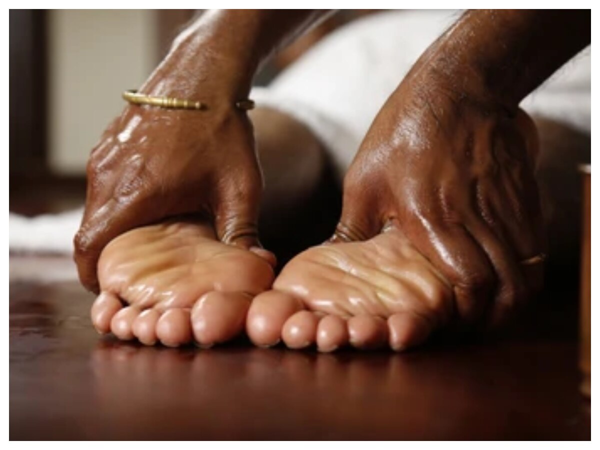 તળિયાને ઘીથી માલિશ કરવાથી ફાયદો થાય છે