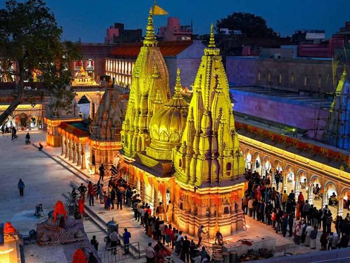 વારાણસી મંદિર પ્રશાસનનો સૌથી મોટો નિર્ણય! હવે કાશી વિશ્વનાથ મંદિરમાં સ્પર્શ દર્શન પર પ્રતિબંધ
