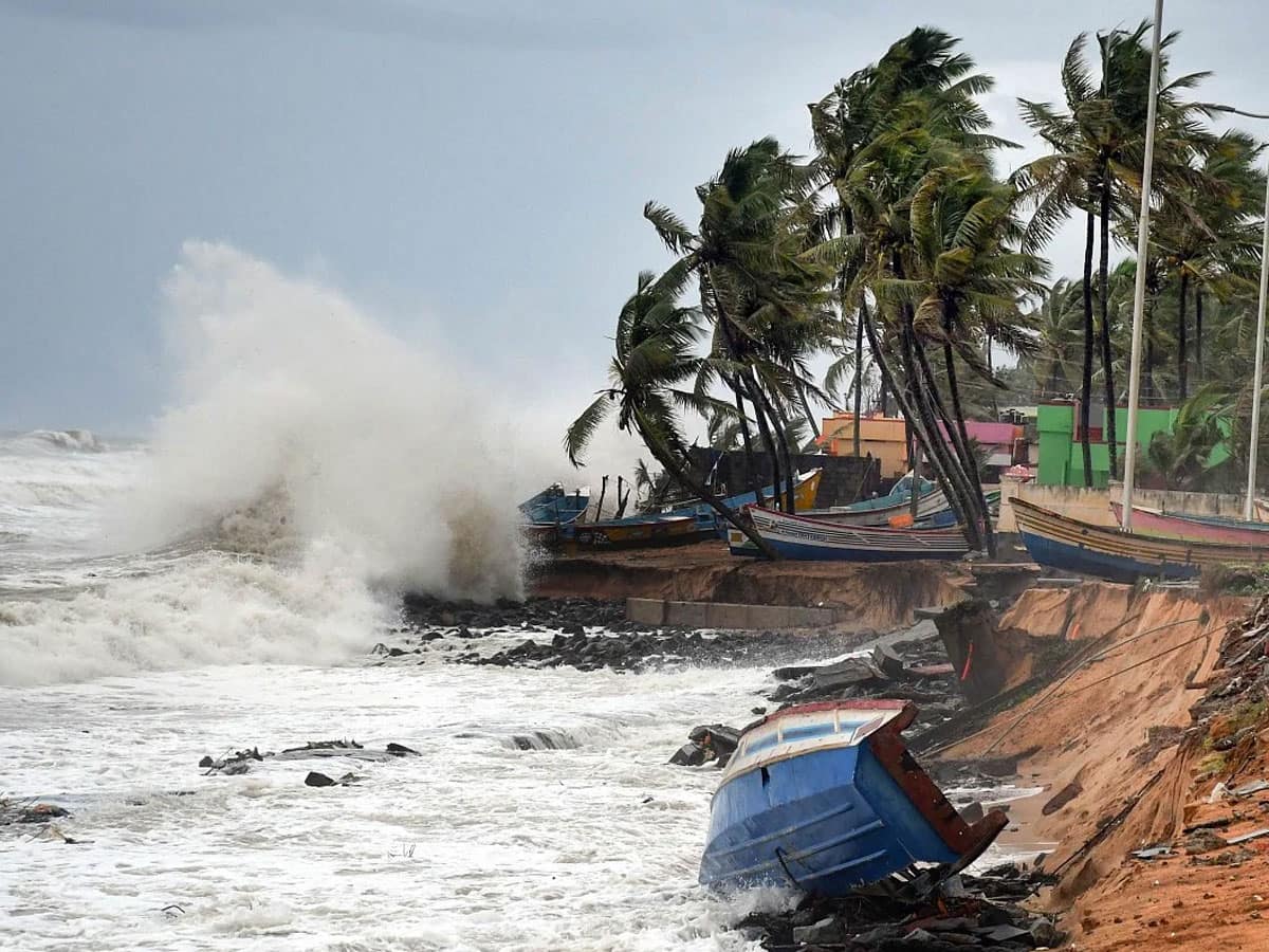 Cyclone: દેશને ડરાવતા 10 વાવાઝોડા! ખાના-ખરાબી સર્જીને છોડતા ગયા નિશાન